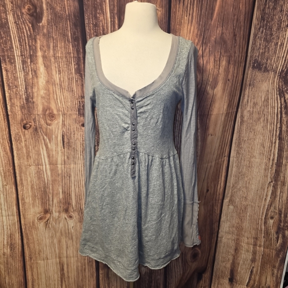 Free People Top Size L Gray/Multicolor Floral Embroidery - Picture 2 of 12